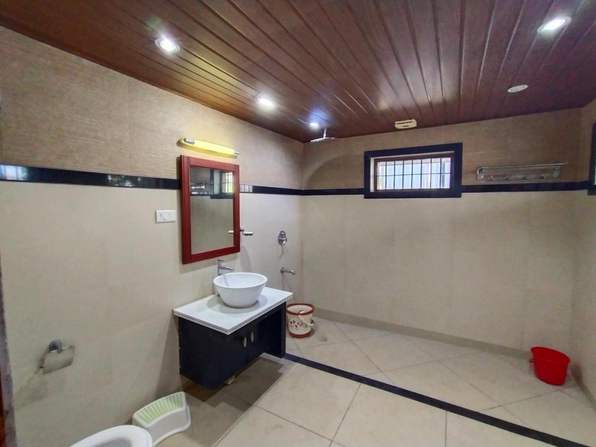 Azza Heritage Home Kochi Exterior photo